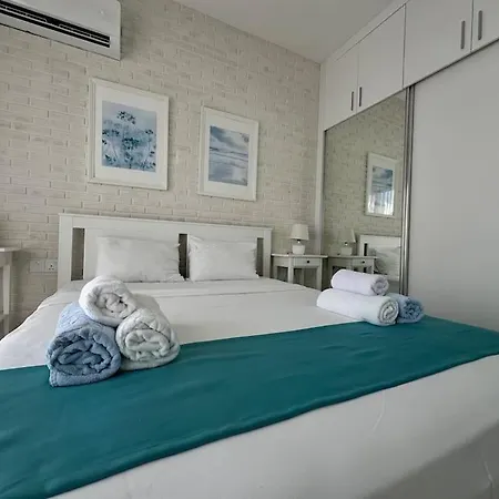 Your Place For Relax Апартаменти *